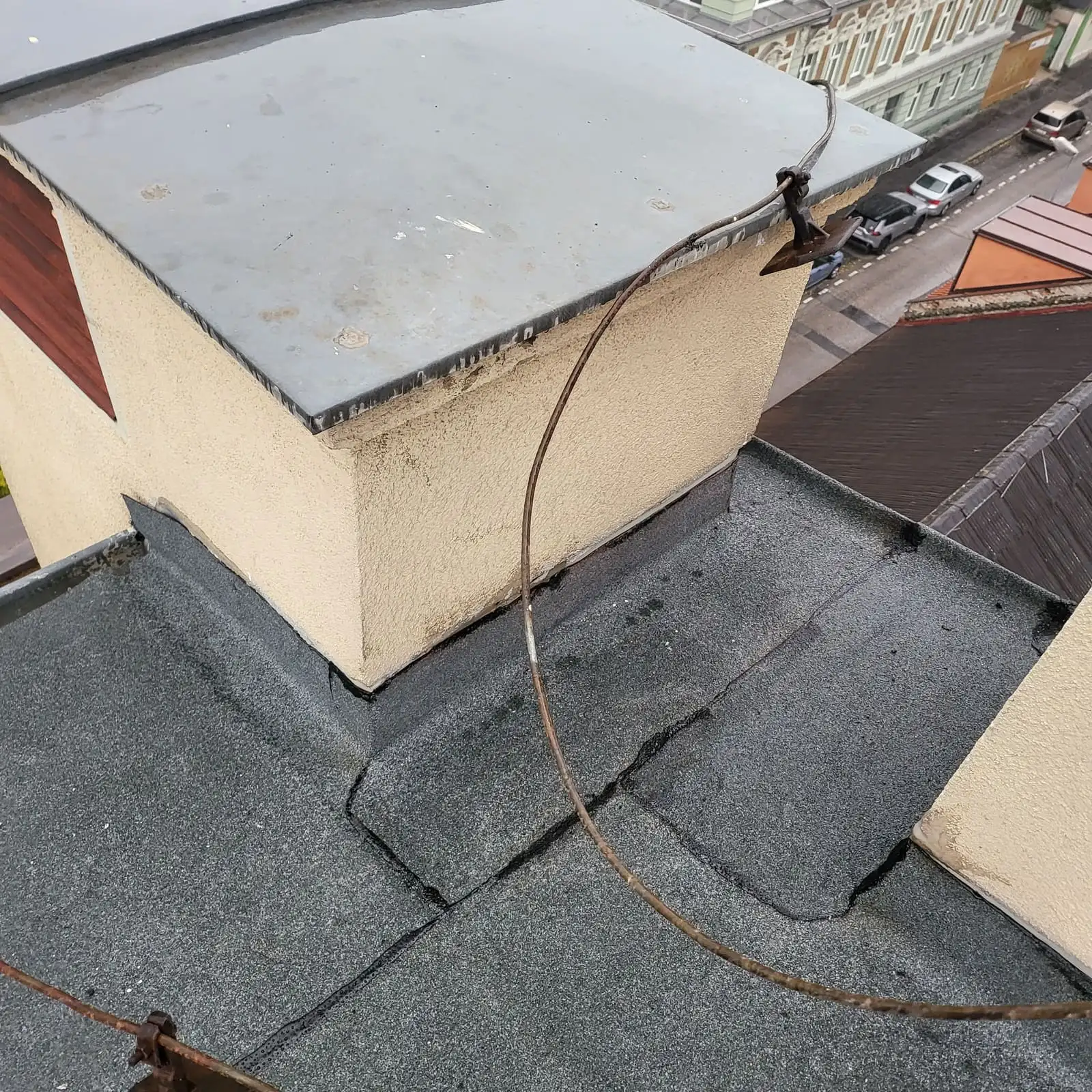 Zateplená plechová strecha – Bratislava (foto 2/5)