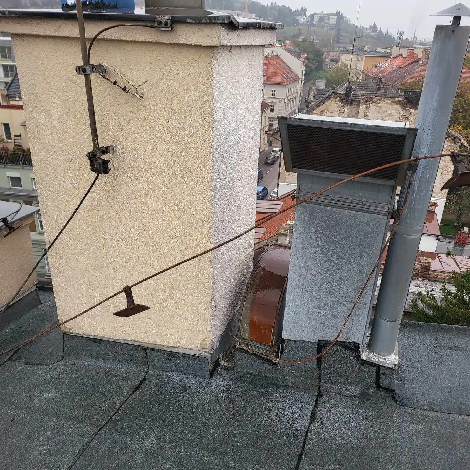 Zateplená plechová strecha – Bratislava (foto 3/5)