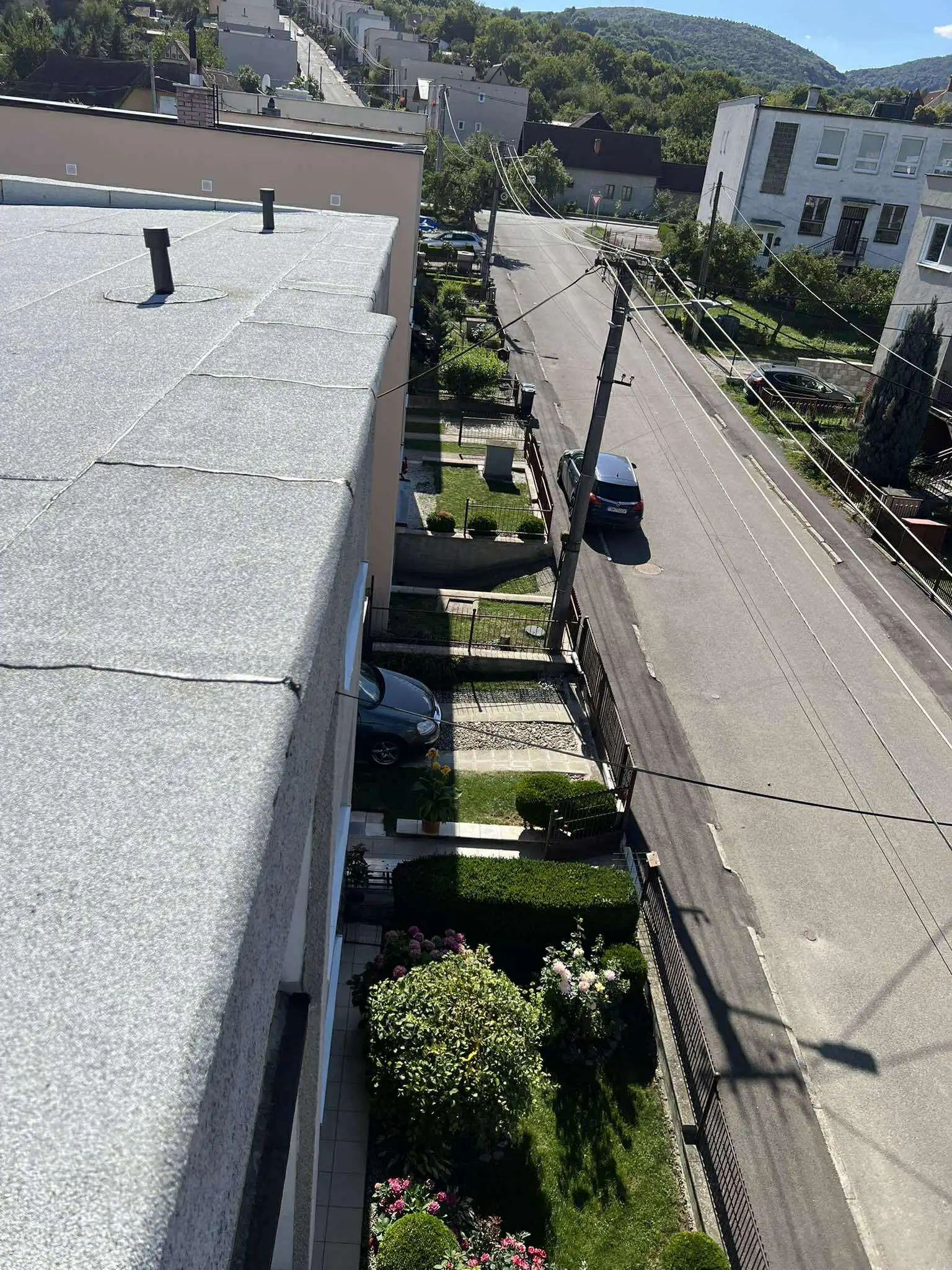 Biela lepenka – Pezinok (foto 3/3)