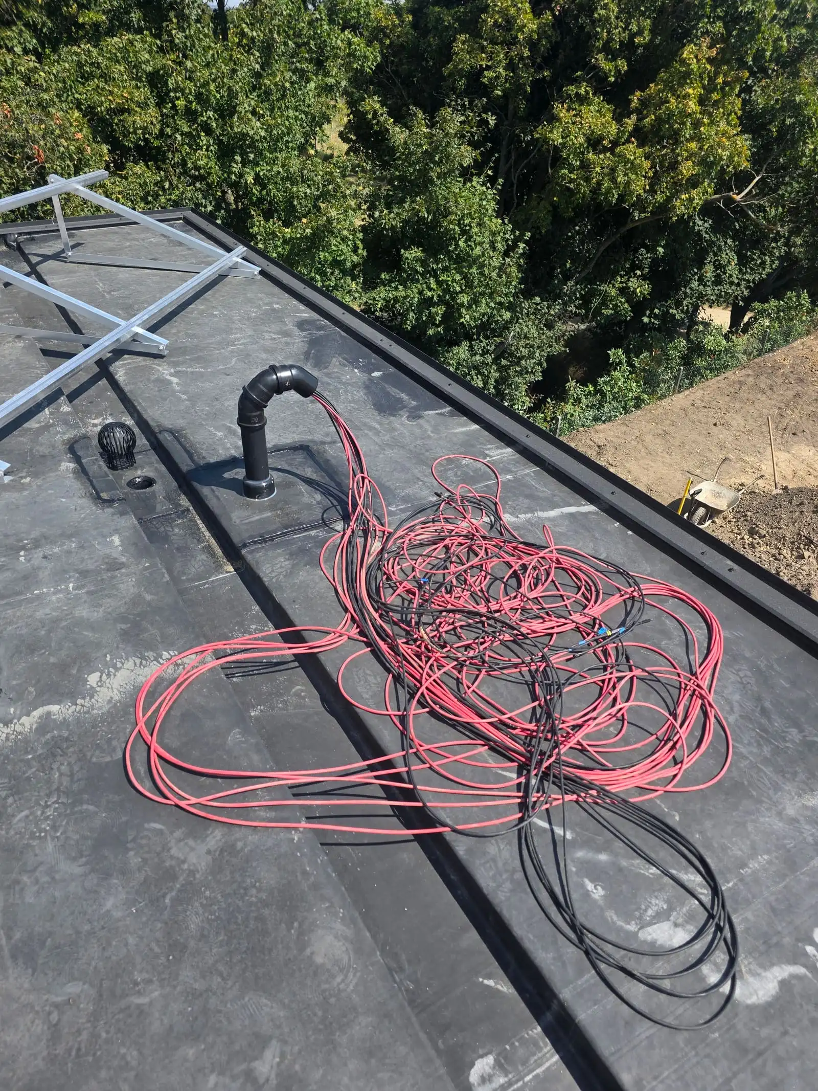 EPDM strecha – Modra